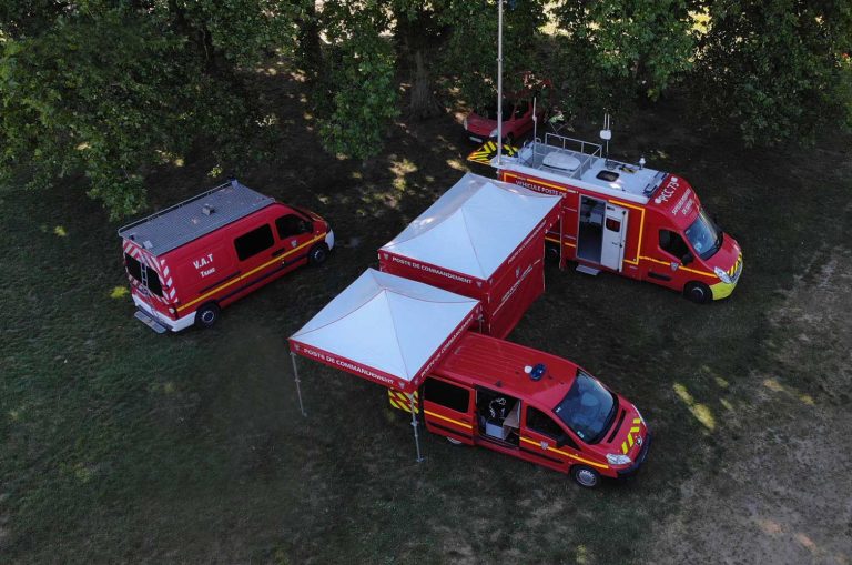 Tentes pliantes sapeurs-pompiers