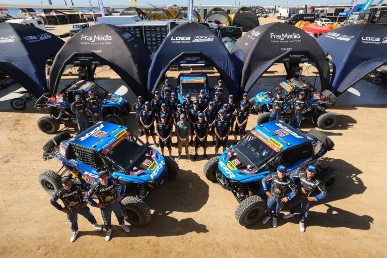 Tentes paddock de Loeb Fraymedia Motorsport au Dakar 2026